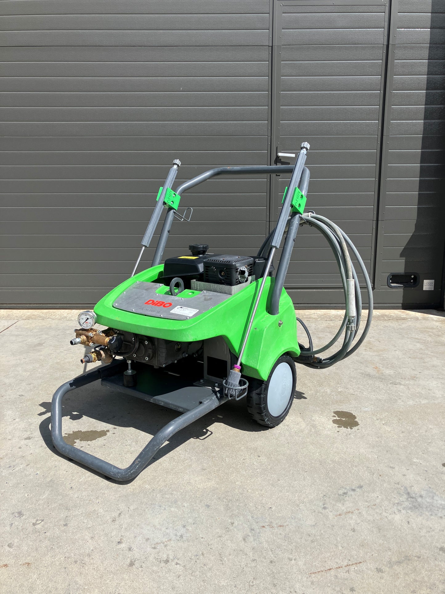 DiBO PTL-M 200/18 occasie hogedrukreiniger met benzinemotor