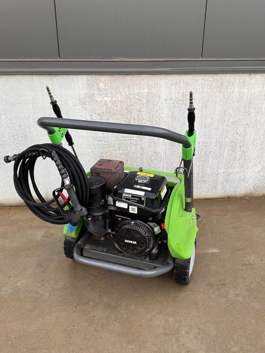 DiBO PTL-M 200/18 occasie hogedrukreiniger met benzinemotor (achterkant)