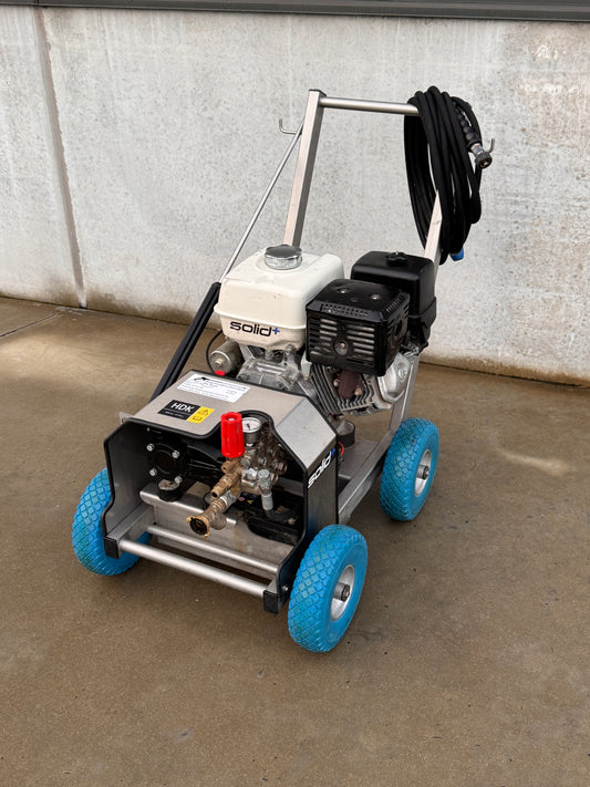 Occasie Solid HDK 200/21 – Benzine hogedrukreiniger | 200 bar – 21 l/min | Jonge occasie