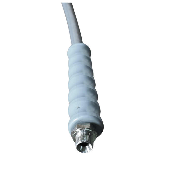 3/8 inch buitendraad met knikbescherming op DN08 hogedrukslang