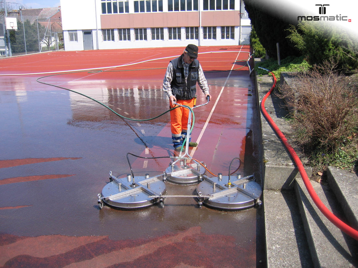 Mosmatic FL-AH oppervlaktereiniger met recovery in gebruik voor gecontroleerde vuilwaterafvoer 19